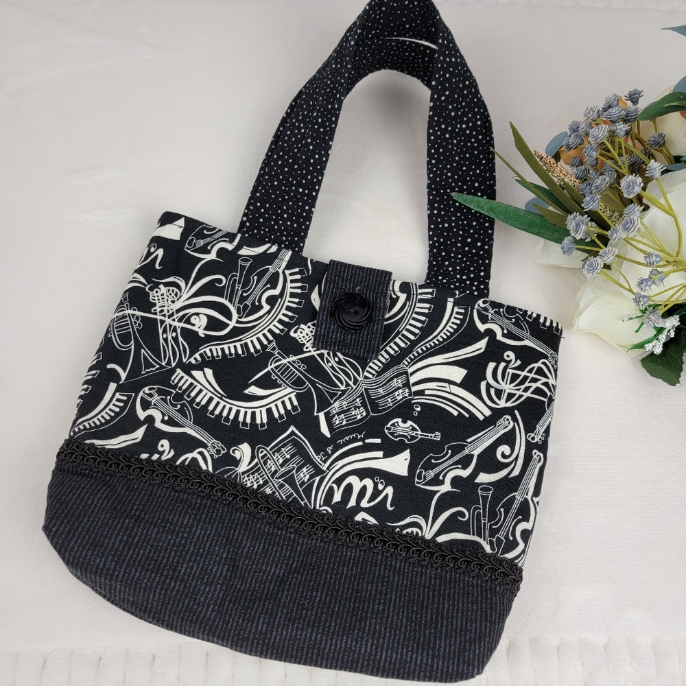 Homemade Bag with Musical Instruments Print - Picture 2 of 15